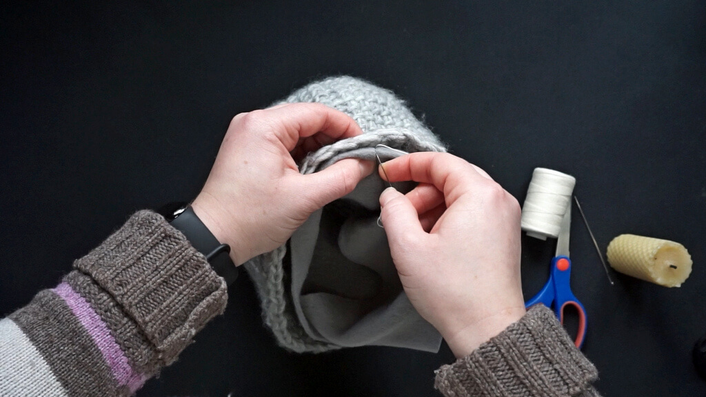 How to line a crochet beanie with fleece 15 16 Lining a beanie with fleece folding the lining