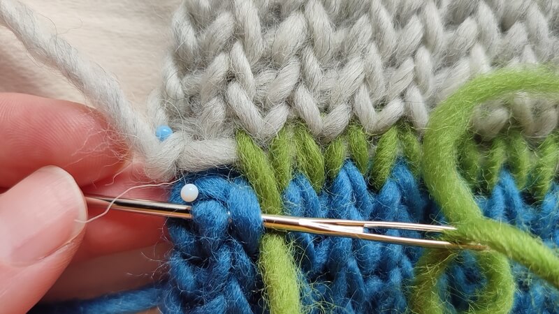 How to sew Tunisian knit stitch row to row 6 How to seam Tunisian knit stitch rows 7