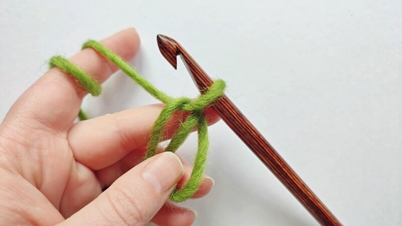 How to start a Tunisian crochet project in a magic ring 3 Tunisian crochet in magic ring 02