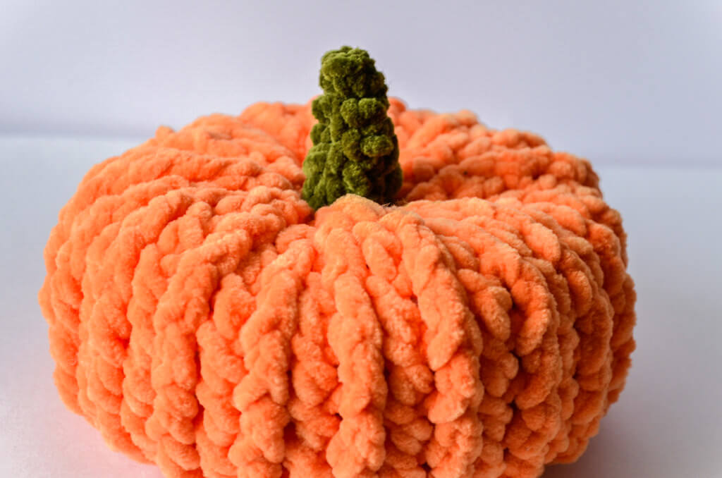 Free crochet pumpkin pattern 17 Crochet pumpkin free pattern stem attached