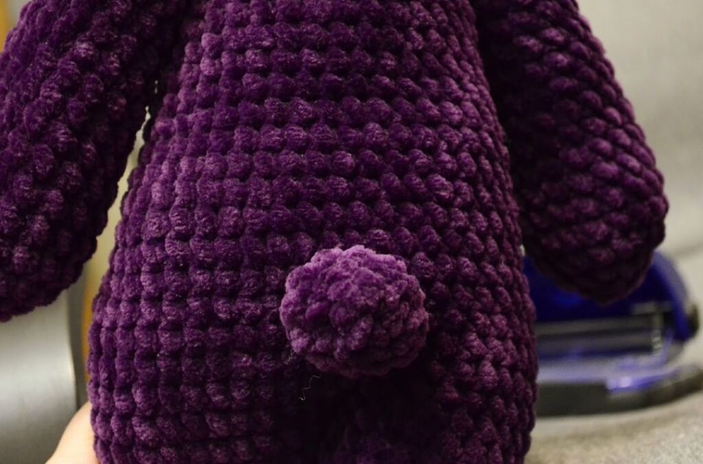 Martin the big teddy crochet pattern fbackside
