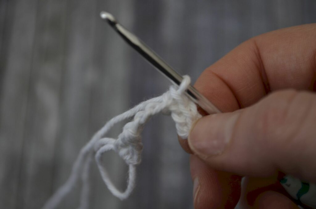 Easy snowflake crochet pattern yarnandy step 4