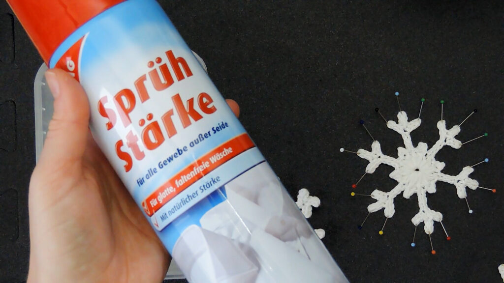 Spray starch in a metal can