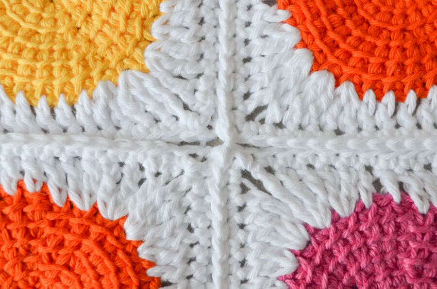 Easy way to join granny squares 11