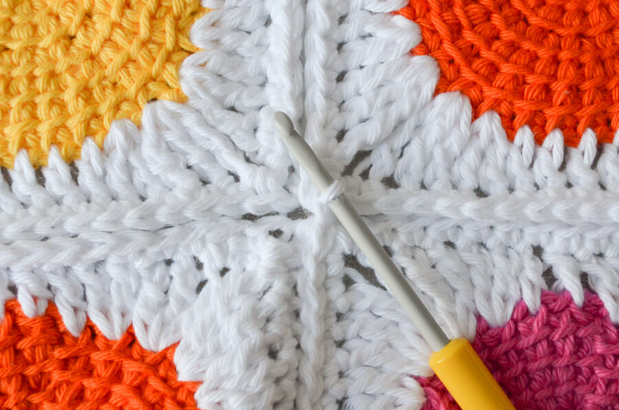 Easy way to join granny squares 9