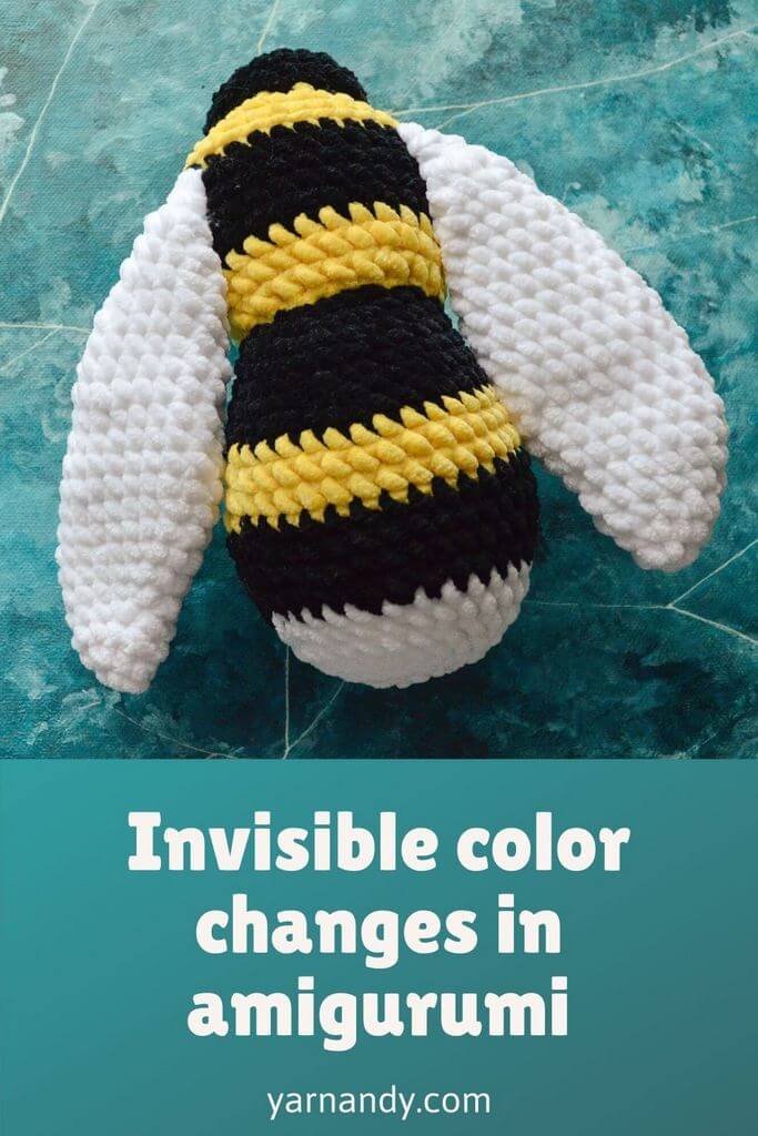 Pin change colors between rows in amigurumi