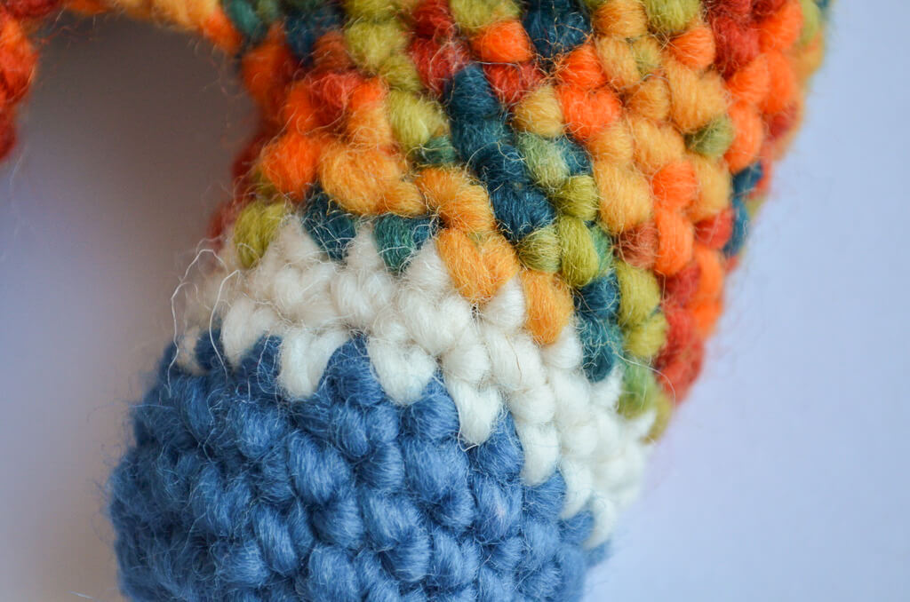 How to easily change colors between rows in amigurumi - Yarnandy