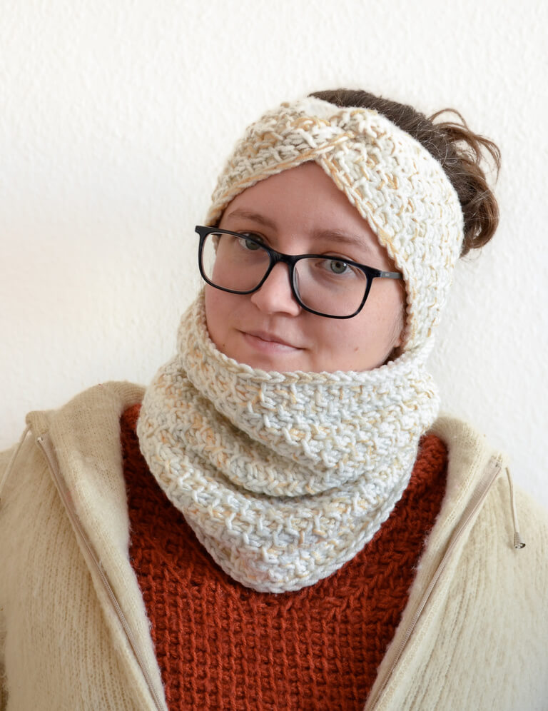 Honeycomb cowl and headband 4