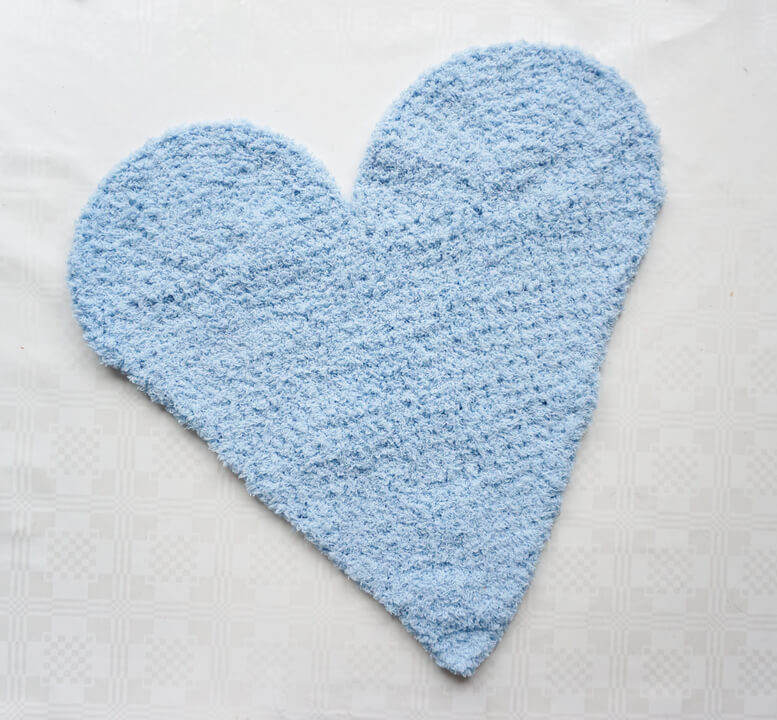 tunisian crochet heart pillow 12