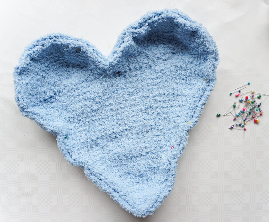 tunisian crochet heart pillow 14