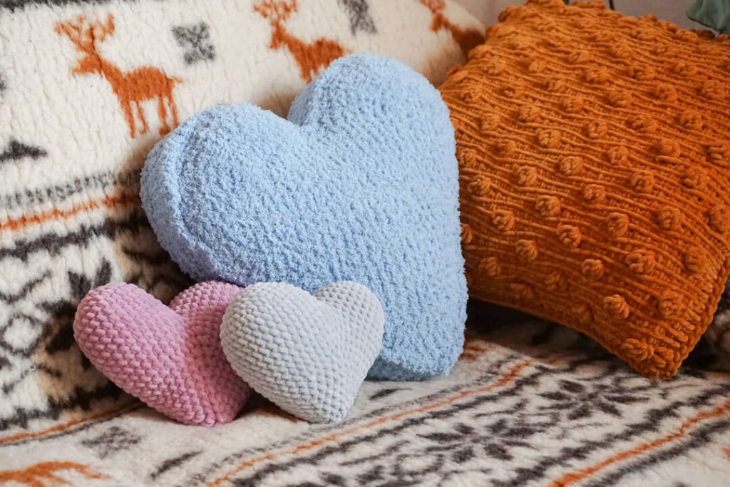 tunisian crochet heart pillow 22