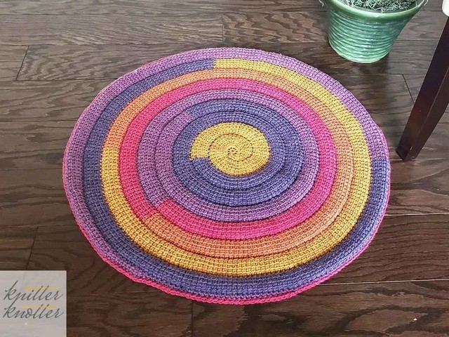 Kundali-Tunisian-Crochet-Spiral-Square-Knitter Knotter