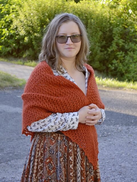 Porphyry shawl Tunisian crochet pattern yarnandy Andrea Cretu