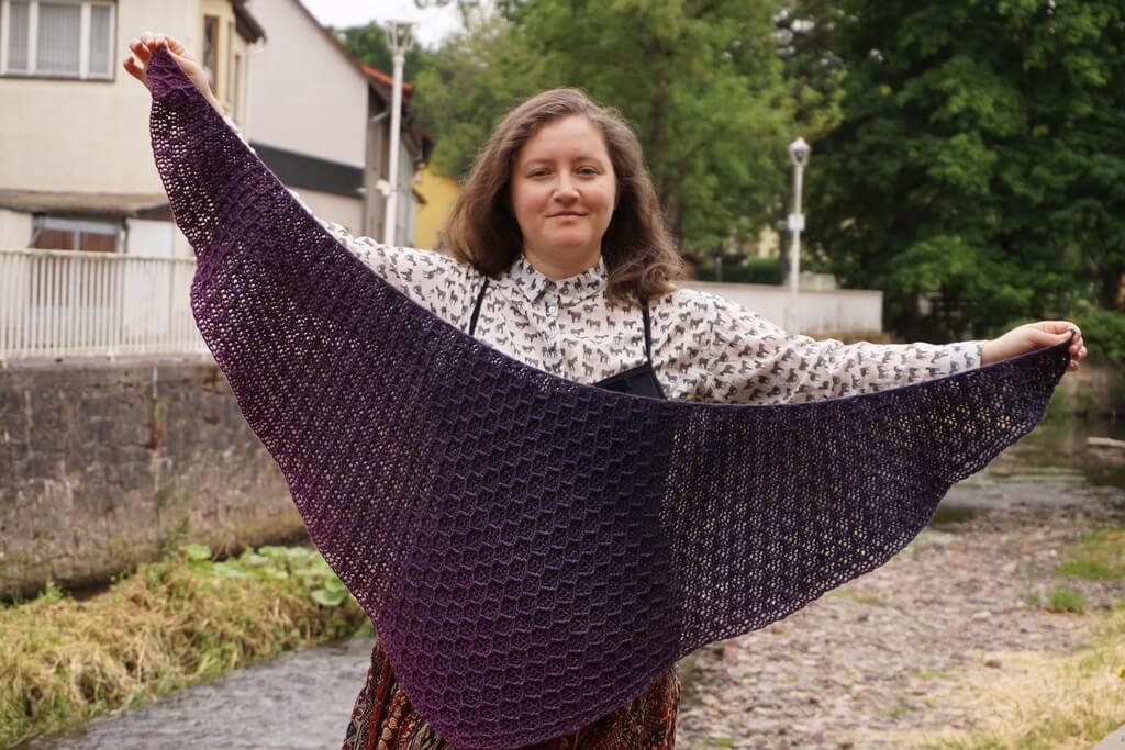 Honey drip asymmetrical shawl pattern full shape