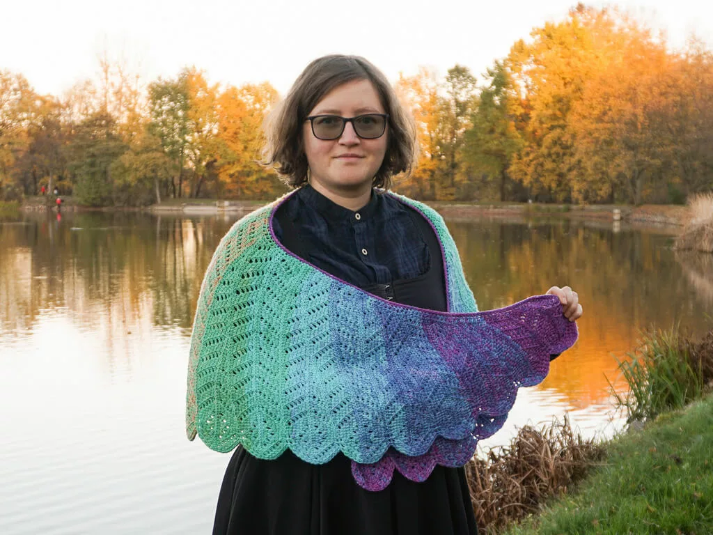 Awesome Tunisian crochet resources 38 Macaw wings shawl 1 jpg