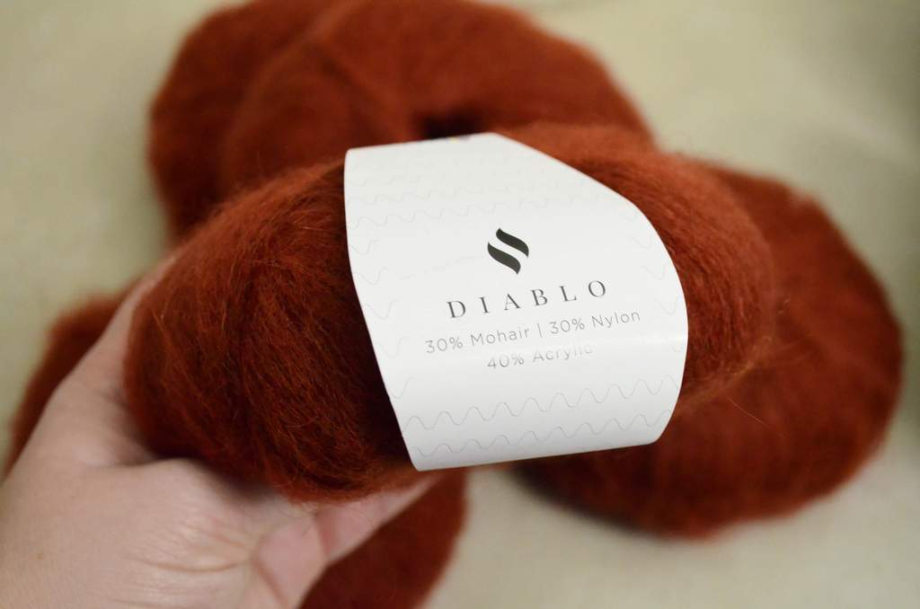 Orange Diablo yarn from Hobbii
